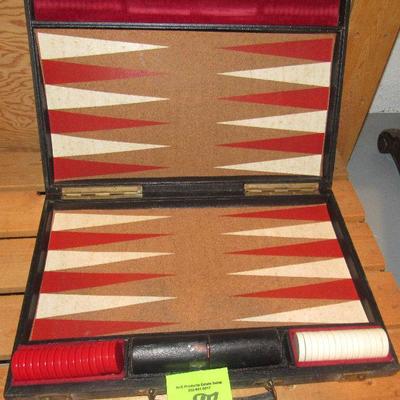 Lot 87 - Vintage Backgammon Set $55.00