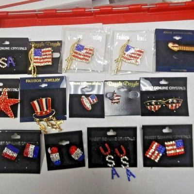 https://www.ebay.com/itm/124233181669	AB0404 LOT OF 14 PATRIOTIC AMERICAN FLAG EARRINGS, PIN, AND BROOCHES. LOT CONT	 $20.00 
