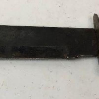 https://www.ebay.com/itm/114245351241	LAN9871 Antique Bowie Knife with Bone Handle	 $99.00 
