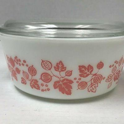 https://www.ebay.com/itm/124239215889	RM0014 VINTAGE ROUND 1 1/2 PT PINK GOOSEBERRY PYREX DISH WITH LID	 $40.00 
