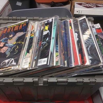 https://www.ebay.com/itm/124175683790	RX5012006 DC COMICS BOOK LOT OF 60 BATMAN TITLES BOX 77 RC5012006	 $120 
