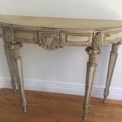 Habersham antiqued table $280