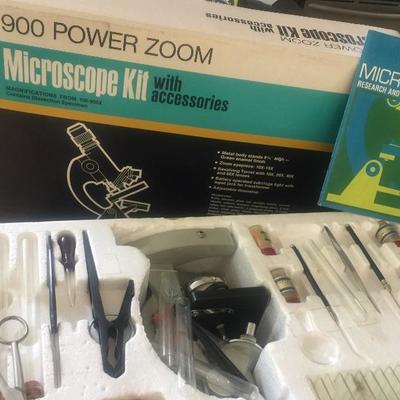 900 Power Zoom Microscope Kit w/Accessories $18