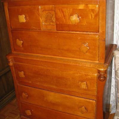 CHEST OF DRAWERS   BUY IT NOW $ 185.00