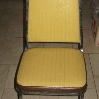 HOWELL KITCHEN CHAIRS  2 CHAIRS  BUY IT NOW $ 65.00