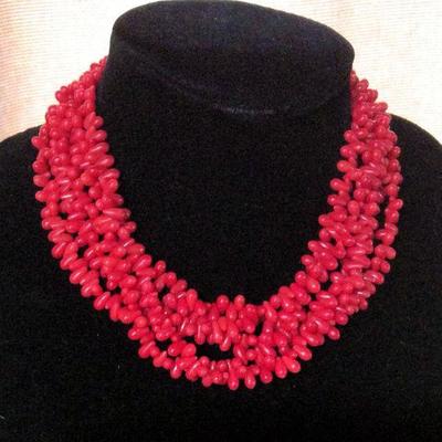 MMC017 Red Coral Teardrop Shape Beaded Necklace