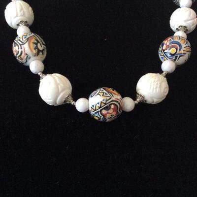 MMC028 Hand Made Porcelain Bead Necklace 