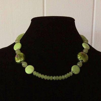 MMC042 Short Green Crystal & Turquoise Necklace 