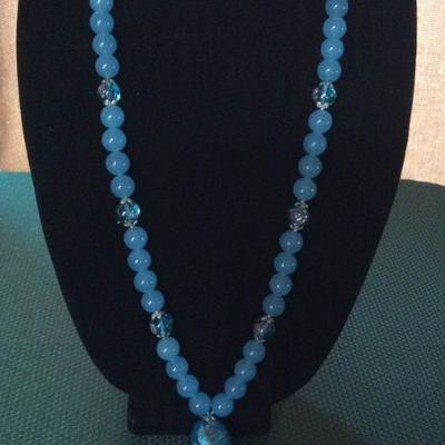 MMC016 Blue Agate Pendant Necklace