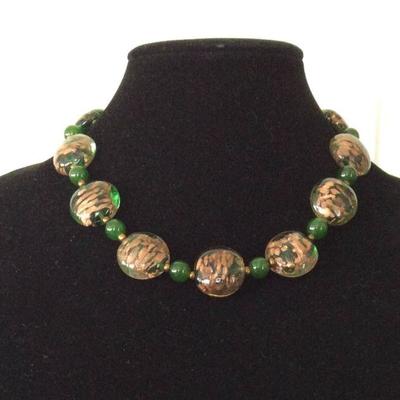 MMC031 Green Hand Blown Glass Beaded Necklace