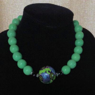 MMC018 Green Turquoise Beaded Necklace
