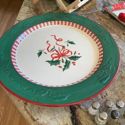 Home for the Holidays Round Platter $28