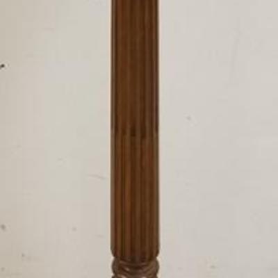 1058	TALL CARVED FLUTED PEDESTAL, HAS BALL & CLAW FEET, 5 1 3/4 IN H, 9 3/4 IN TOP DIAMETER
