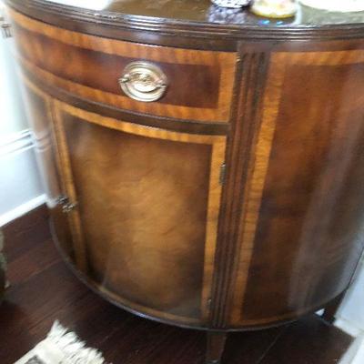 https://www.ebay.com/itm/124253196576	PR112: French Revival inlaid Carved Walnut Hall / Accent Cabinet 19th C Estate Sale Pickup
