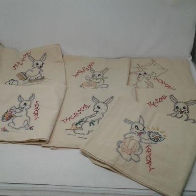 7 Days Vintage Stitched Bunny Tea Towels