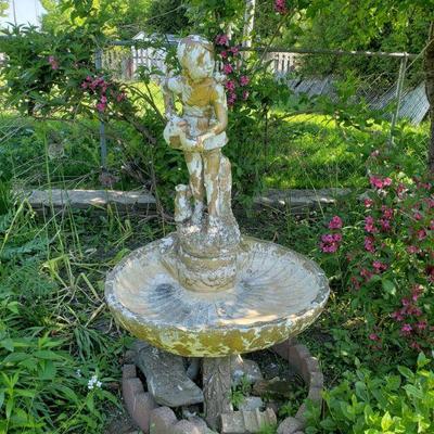 Large Concrete Bird Bath Fountain