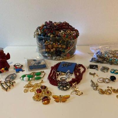 Costume Jewelry Large Lot