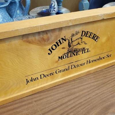 John Deere Detour Horseshoe Set