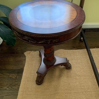 PRETTY INLAID ROUND ANTIQUE TABLE $125