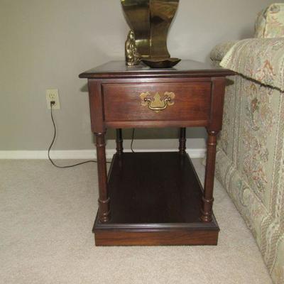 Pennsylvania House 2 matching end tables