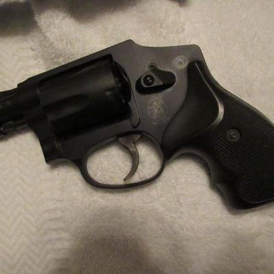 S&W .38 hammerless revolver- see rules regarding gun sales under the terms and conditions in this listing. GUNS WILL NOT BE DISCOUNTED