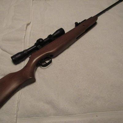 Ruger Air Hawk Air Rifle with scope. GUNS WILL NOT BE DISCOUNTED