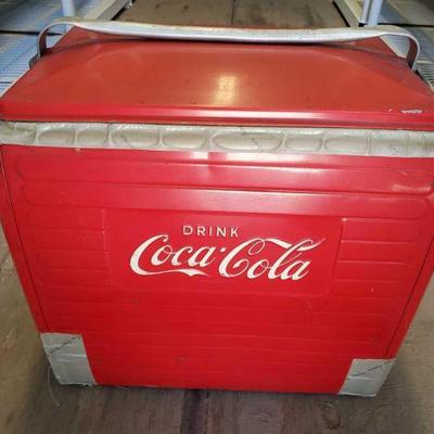 3010	

Antique Coca Cola Ice Chest
Measures Approx 17