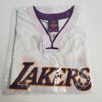 2290	

Los Angeles Lakers Kobe Bryant Number 24 Basketball Jersey
New In Package, Size 8Y