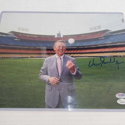 2316	

Photograph Signed By Vin Scully- With COA
Size 11Ã—14