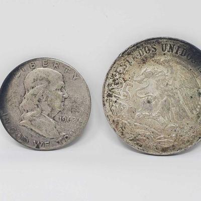1060	

1 Franklin Silver Half Dollar, Silver 25 Peso Coin
Franklin Silver Half Dollar Weighs Approx 12.4g, Silver Peso Coin Weighs Approx...