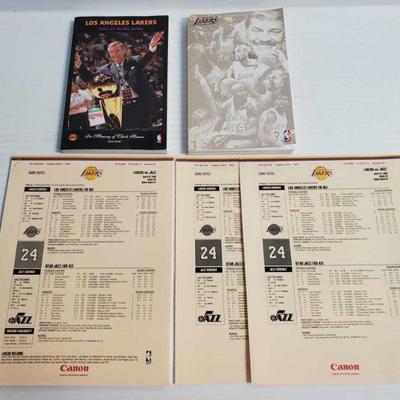 2285	

Los Angeles Lakers 2003-04 Media Guide, Los Angeles Lakers 2002-03 Media Guide, and 3 Games Notes
Los Angeles Lakers 2003-04 Media...