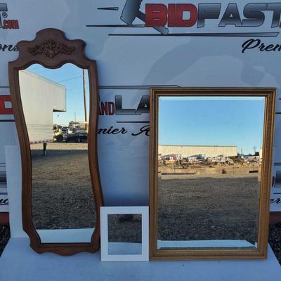 8125	
3 Mirrors
Mirrors or varying styles and sizes. Tall 51.5