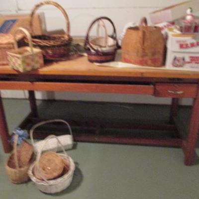 Drafting Table & Baskets 