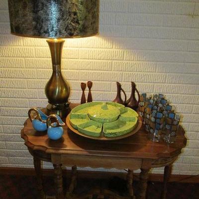 Mid century lamp and serving ware