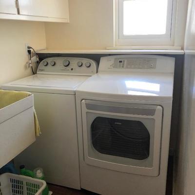 Washer and dryer 
Gas 