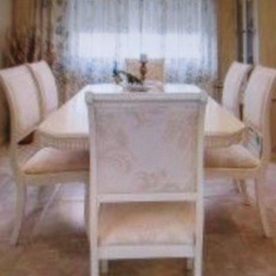 Stunning Spotless Dining Room Suite 8 Chairs 