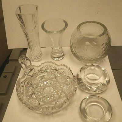 WL3034 https://www.ebay.com/itm/114314458155 WL3034 USED VINTAGE LOT OF ASSORTED CRYSTAL GLASS ITEMS Auction  Starts After 6PM 07/22/2020 