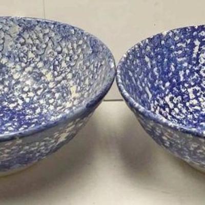 https://www.ebay.com/itm/124270014675	WL3061 USED VINTAGE SET OF TWO BLUE & WHITE CERAMIC MIXING BOWLS BY ROMA. MADE IN ITALY 12 INCH...