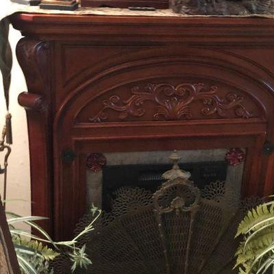 WL5020 https://www.ebay.com/itm/114315412134 WL5020: Faux Fire Place Heater Wood Ornamental  Local Pickup Auction  Starts After 6PM...