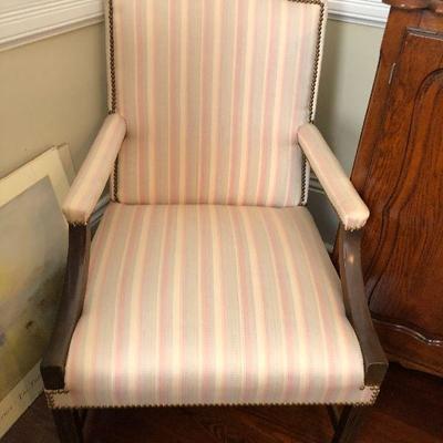 PR1030 https://www.ebay.com/itm/124267527266 PR1030: Vintage Clothe and Walnut Occasional / Accent Chair  Local Pickup Auction  Starts...