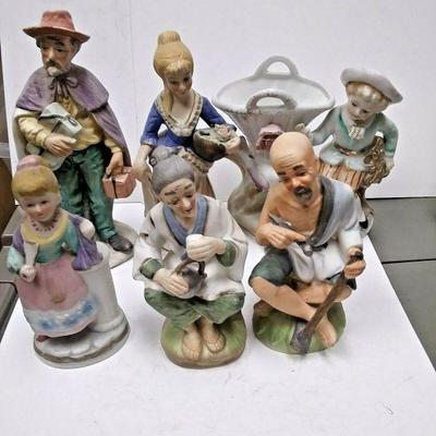 WL3032 https://www.ebay.com/itm/124267482166 WL3032 LOT OF SIX USED VINTAGE PORCELAIN FIGURINES Auction  Starts After 6PM 07/22/2020 