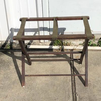 https://www.ebay.com/itm/124268169787	LAN9923: Vintage Luggage Folding Rack Local Pickup	Auction	 Starts After 6PM 07/22/2020 
