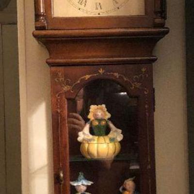 WL4010 https://www.ebay.com/itm/124268070889 WL4010: Wood Wall Hanging Clock Glass Cabinet Local Pickup Auction  Starts After 6PM...