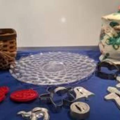 cookie jar cutters cookie platter and basket
