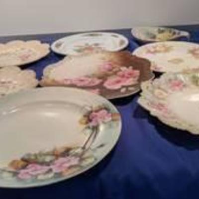 8 decorated plates