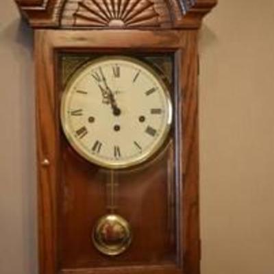 Howard Miller Wood Clock w. Key and Manual