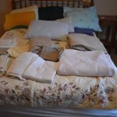 Lot of Bedding Pillows & Blankets -Queen SIze