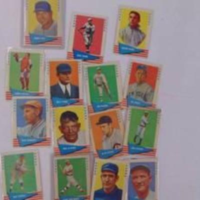 15 - 1961 Fleer Baseball card lot with Foxx, Baker