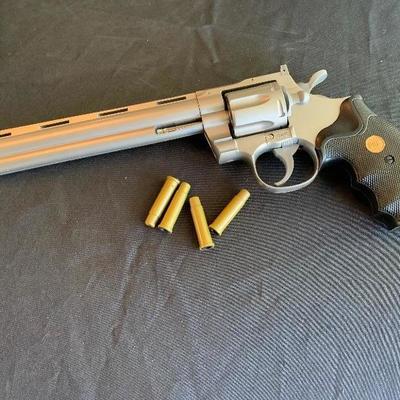 TOY GUN