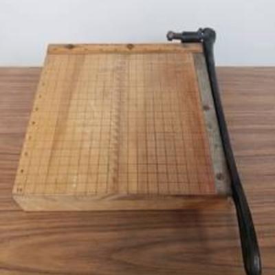 Ideal School Supply Co. Vintage Paper Cutter